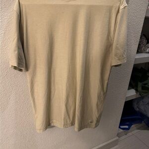 Men's beige vuori stratotech t shirt